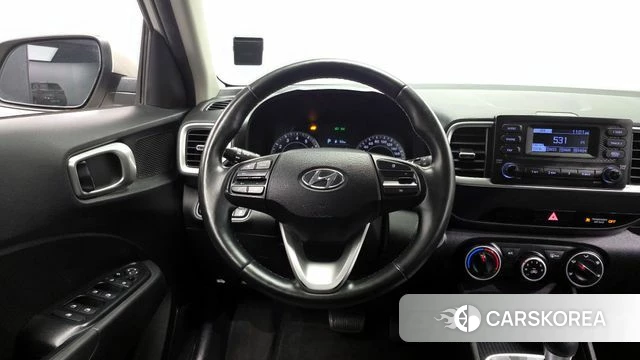 Hyundai Venue 2021 Серебристо-серый из Кореи, фото 4