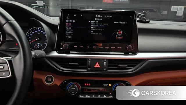 Kia The New K3 2nd generation 2021 Белый из Кореи, фото 4