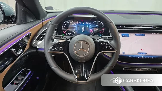 Mercedes-Benz E-Class W214 2025 Небесно-голубой из Кореи, фото 4