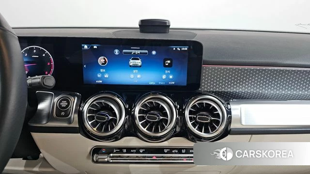 Mercedes-Benz GLB-Class X247 2024 Белый из Кореи, фото 4