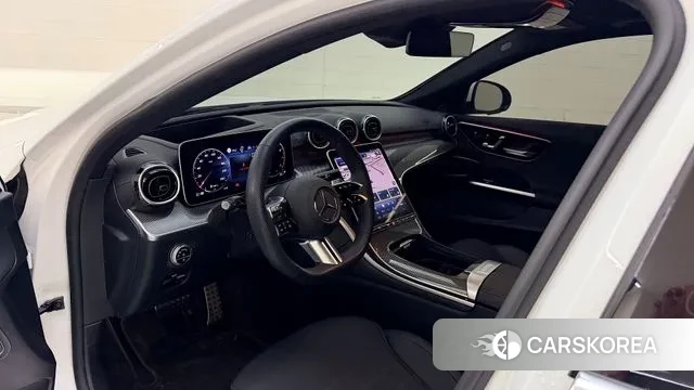 Mercedes-Benz C-Class W206 2024 Белый из Кореи, фото 4