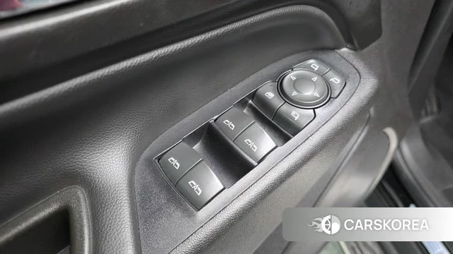 Chevrolet (GM Daewoo) Equinox 2018 Черный из Кореи, фото 4