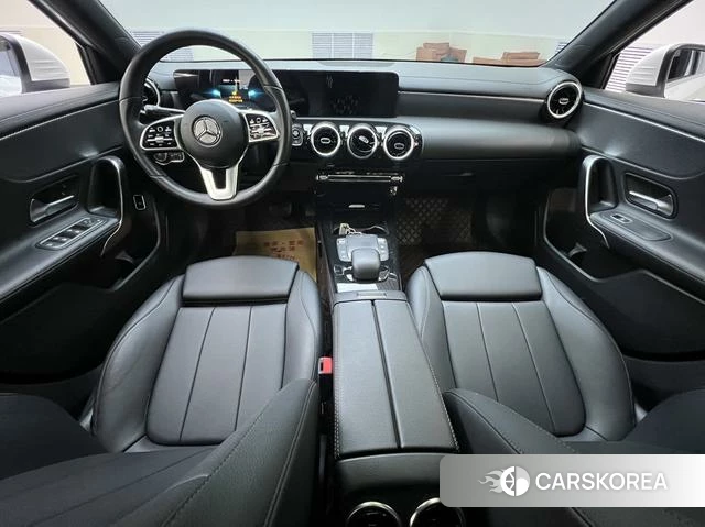 Mercedes-Benz Class A 2022 Белый из Китая, фото 4