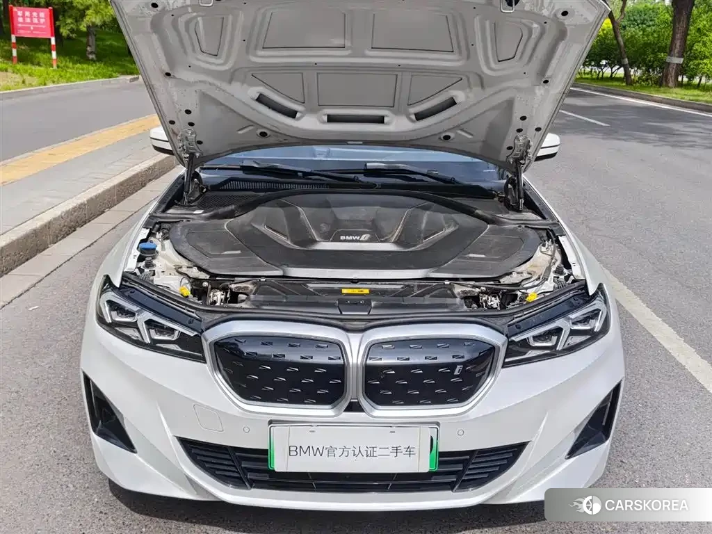 BMW i3 2023 Белый из Китая, фото 4
