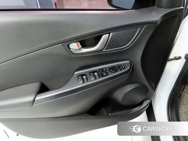 Hyundai Kona 2018 Белый из Кореи, фото 4