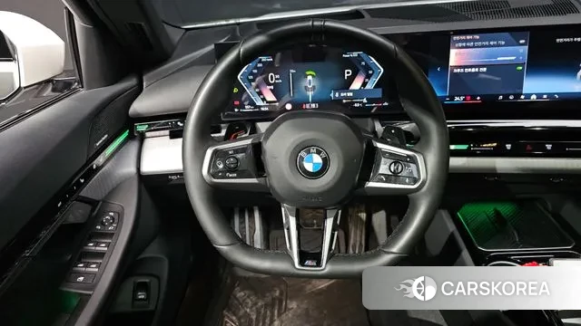 BMW 5 Series (G60) 2024 Белый из Кореи, фото 4