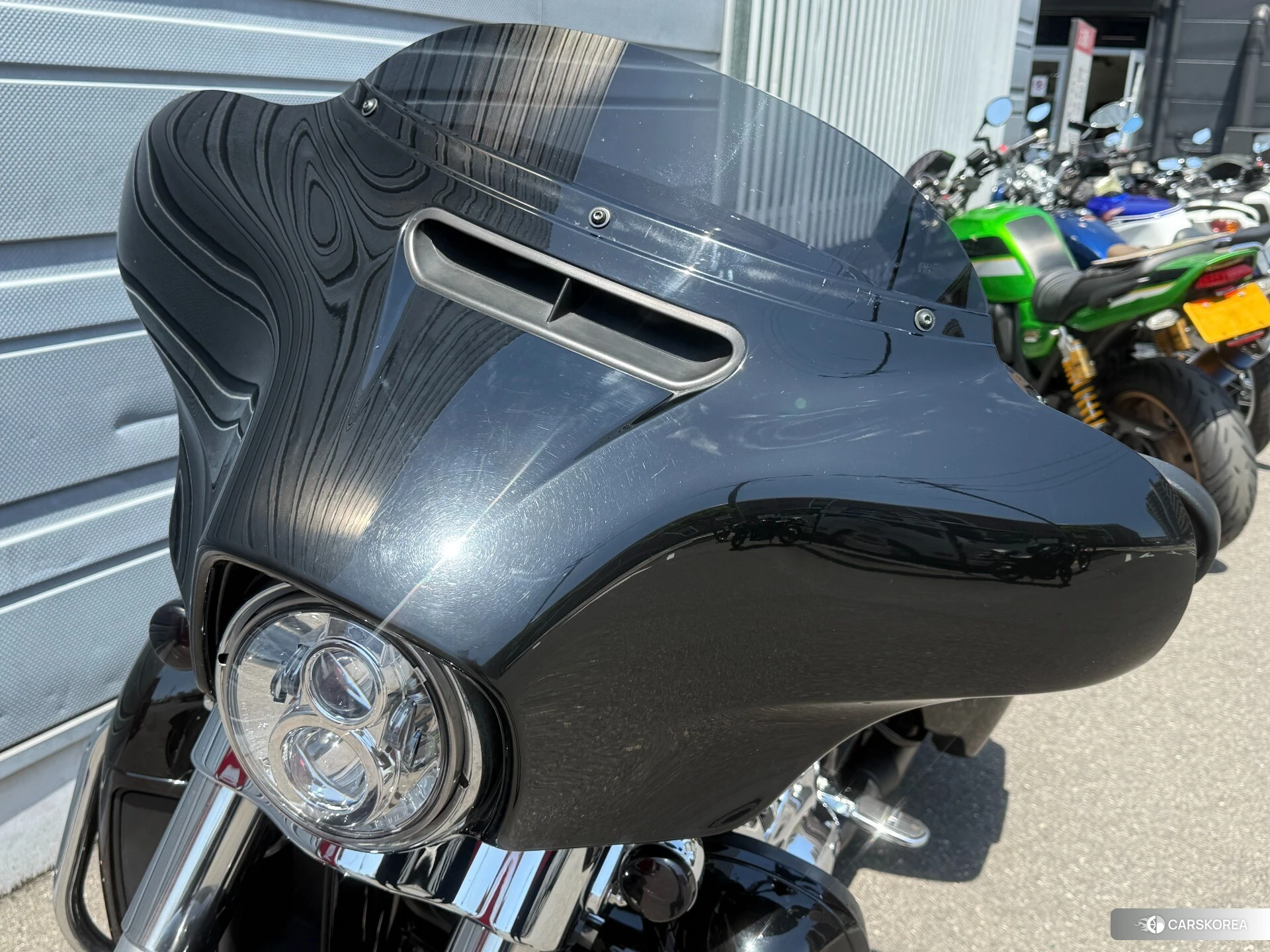 Проданный Harley-Davidson Street Glide FLHXS1690 2023 из Японии, фото 2