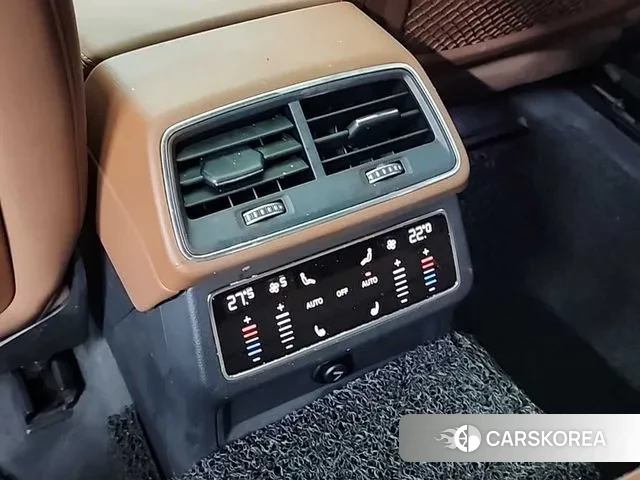 Audi A6 (C8) 2021 Черный из Кореи, фото 4