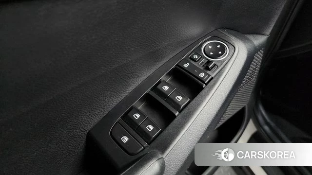 Kia Seltos 2022 Белый из Кореи, фото 4