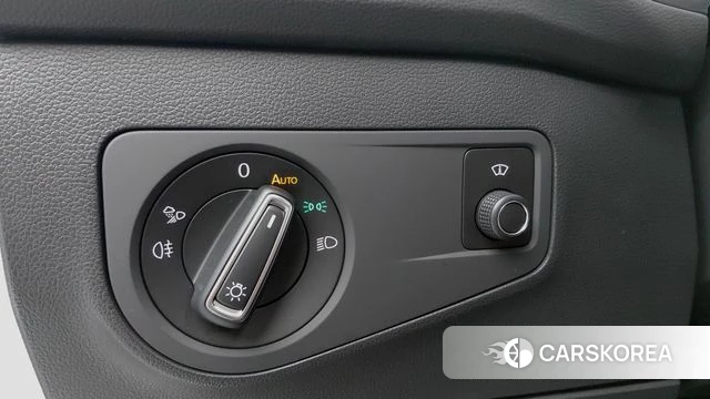 Volkswagen Tiguan Allspace 2022 Белый из Кореи, фото 4