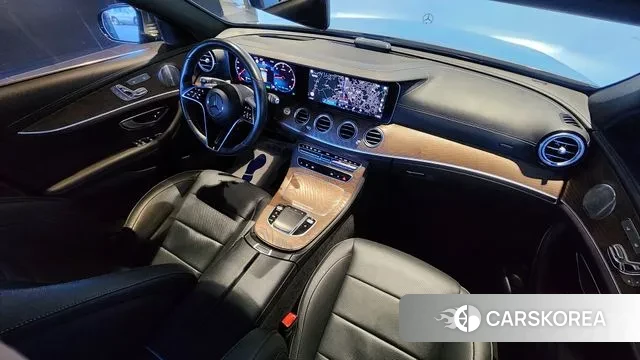 Mercedes-Benz E-Class W213 2023 Серый из Кореи, фото 4