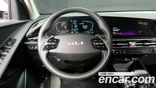 Kia Di Ol Nu Niro 2022 Белый из Кореи, фото 4