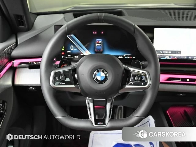 BMW 5 Series (G60) 2025 Черный из Кореи, фото 4