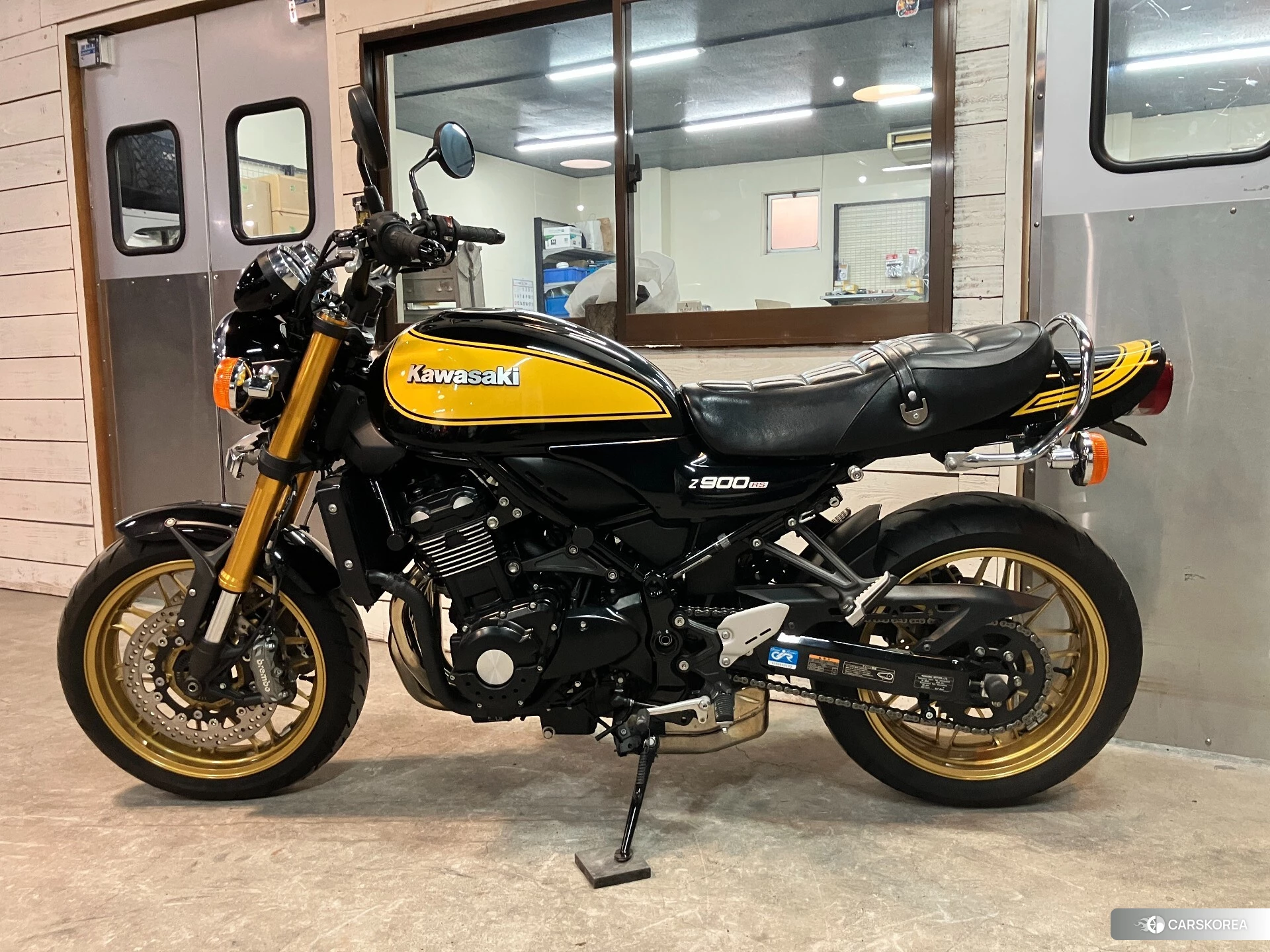 Проданный Kawasaki Z900RS 2023 из Японии, фото 2