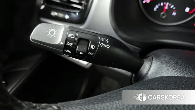 Kia Stonic 2018 Синий из Кореи, фото 4