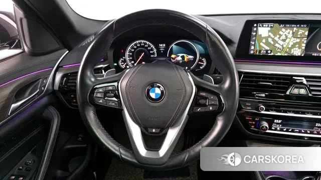 BMW 5 Series (G30) 2018 Черный из Кореи, фото 4