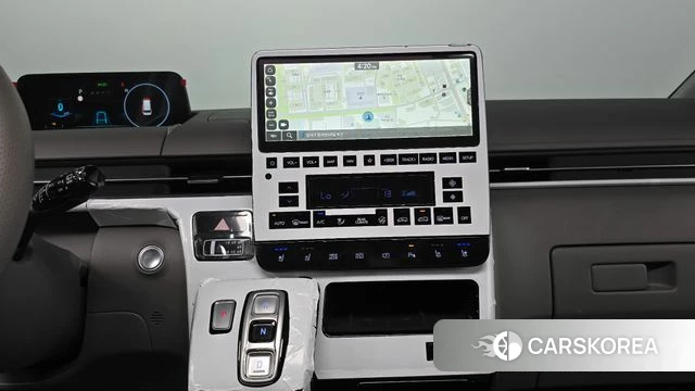 Hyundai Staria 2025 Белый из Кореи, фото 4