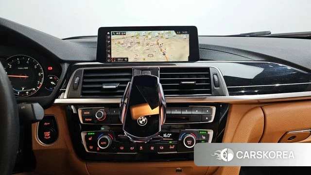 BMW 3 Series (F30) 2018 Белый из Кореи, фото 4