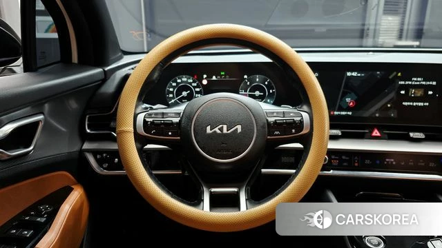 Kia Sportage 5th Generation 2022 Белый из Кореи, фото 4