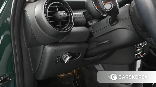 Mini Cooper 2018 Зеленый из Кореи, фото 4