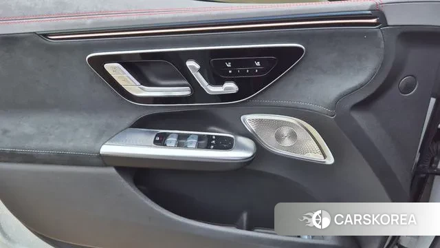 Mercedes-Benz EQE V295 2023 Цвет галактики из Кореи, фото 4