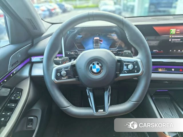 BMW 5 series 2025 Синий из Китая, фото 4