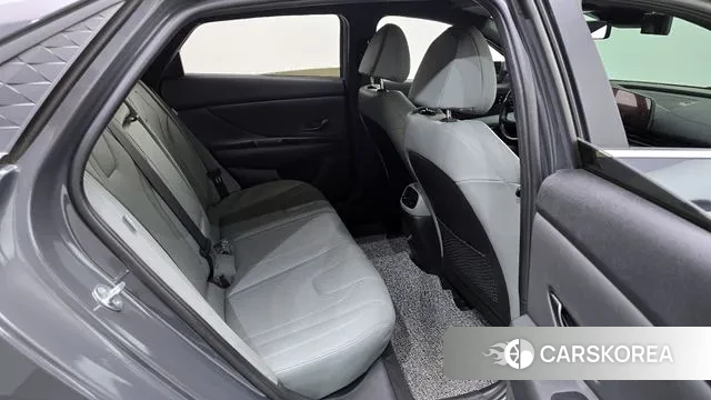 Hyundai The New Avante (CN7) 2023 Серый из Кореи, фото 4