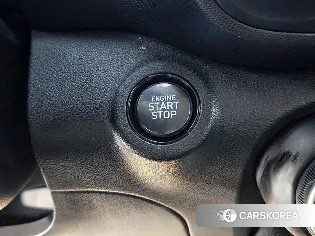 Hyundai Venue 2020 Белый из Кореи, фото 4