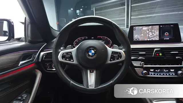 BMW 5 Series (G30) 2020 Белый из Кореи, фото 4