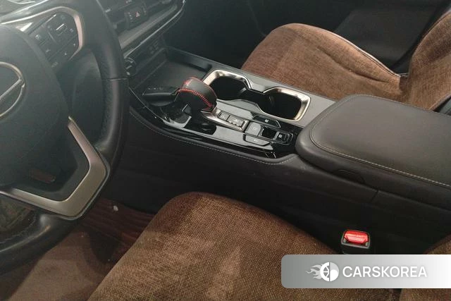 Lexus NX 2023 Белый из Китая, фото 4