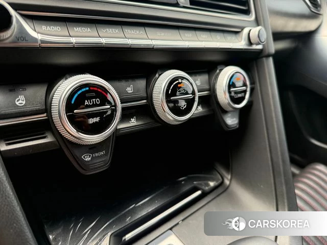 Genesis G70 2018 Серый из Кореи, фото 4