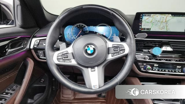 BMW 5 Series (G30) 2018 Черный из Кореи, фото 4