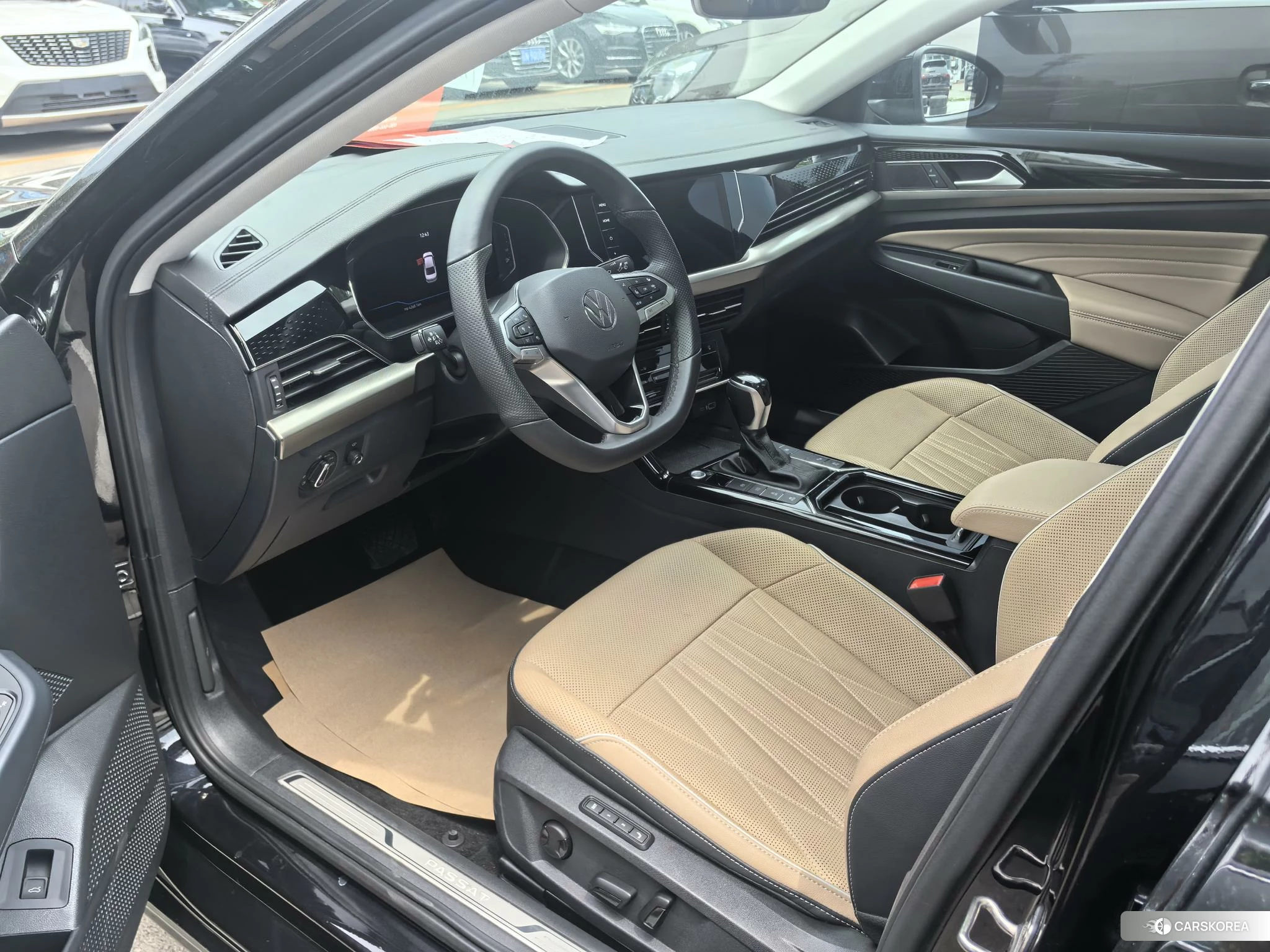 Volkswagen Passat 2021 Черный из Китая, фото 4
