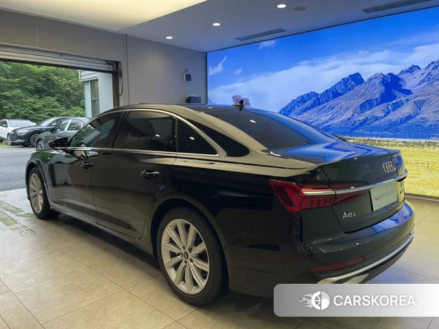 Audi A6L 2025 Черный из Китая, фото 4