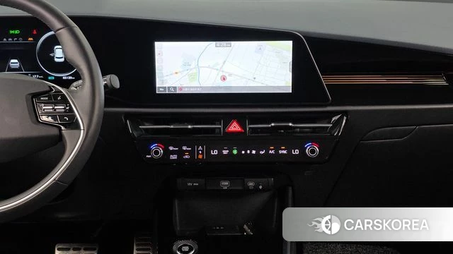 Kia Di Ol Nu Niro 2022 Серебристо-серый из Кореи, фото 4
