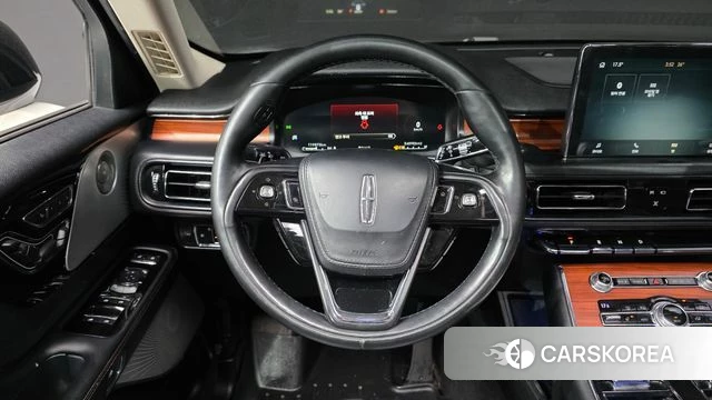 Lincoln Aviator 2nd generation 2020 Белый из Кореи, фото 4