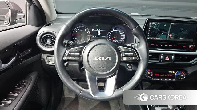 Kia The New K3 2nd generation 2022 Серый из Кореи, фото 4