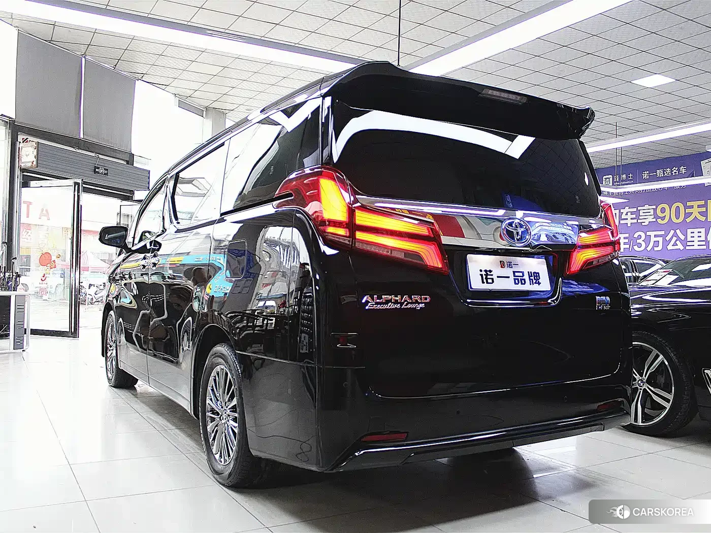 Toyota Elfa 2021 Черный из Китая, фото 4