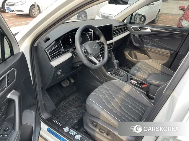 Volkswagen Tiguan L 2022 Белый из Китая, фото 4