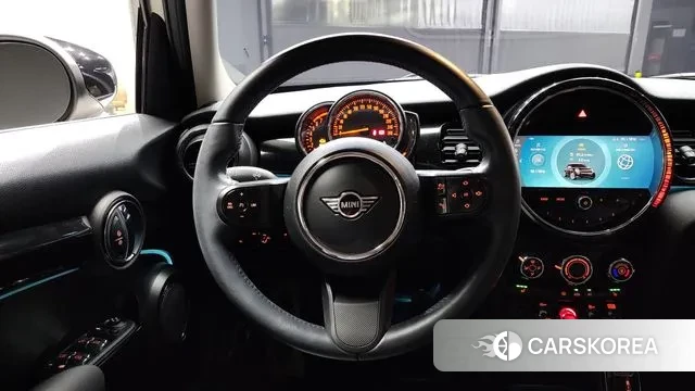 Mini Cooper 2021 Жемчужный цвет из Кореи, фото 4