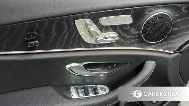 Mercedes-Benz E-Class W213 2021 Белый из Кореи, фото 4