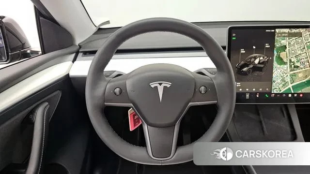 Tesla Model Y 2024 Черный из Кореи, фото 4