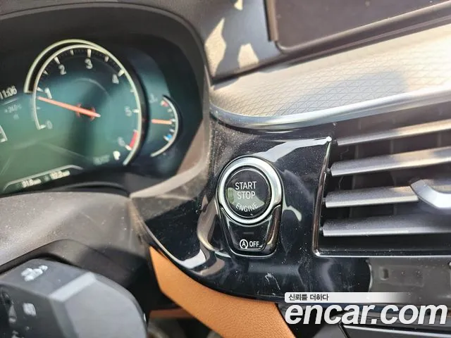 BMW 5 Series (G30) id 2719556 из Кореи 4