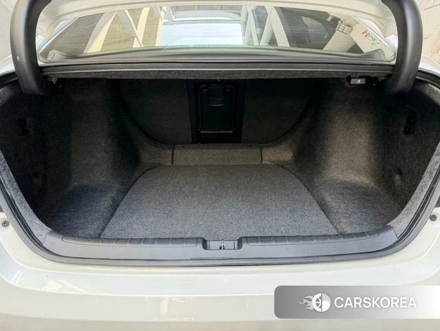 Honda Accord 2021 Белый из Китая, фото 4