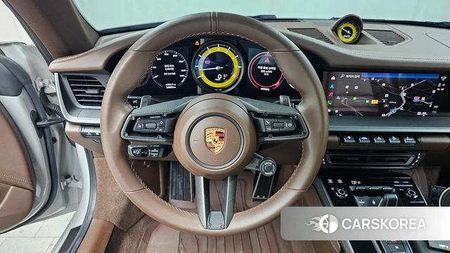 Porsche 911(992) 2022 Серебристо-серый из Кореи, фото 4