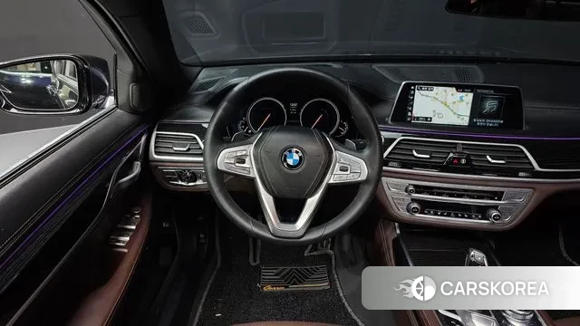 BMW 7 Series (G11) 2018 Синий из Кореи, фото 4