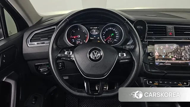 Volkswagen Tiguan second Generation 2020 Серый из Кореи, фото 4