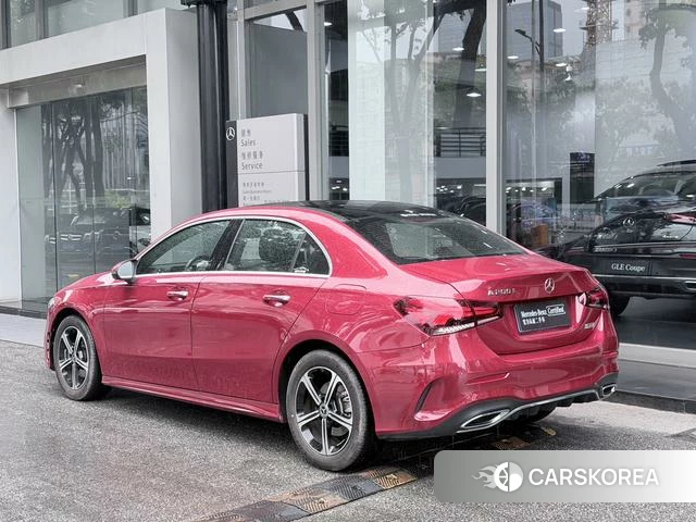Mercedes-Benz Class A 2023 Красный из Китая, фото 4
