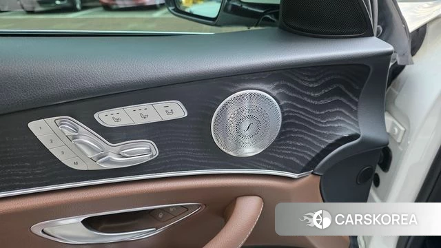 Mercedes-Benz E-Class W213 2018 Белый из Кореи, фото 4