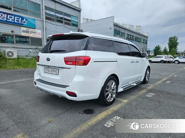 Kia The New Carnival 2019 Белый из Кореи, фото 4